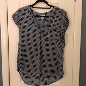 Geometric Blue and White Liz Claiborne Top